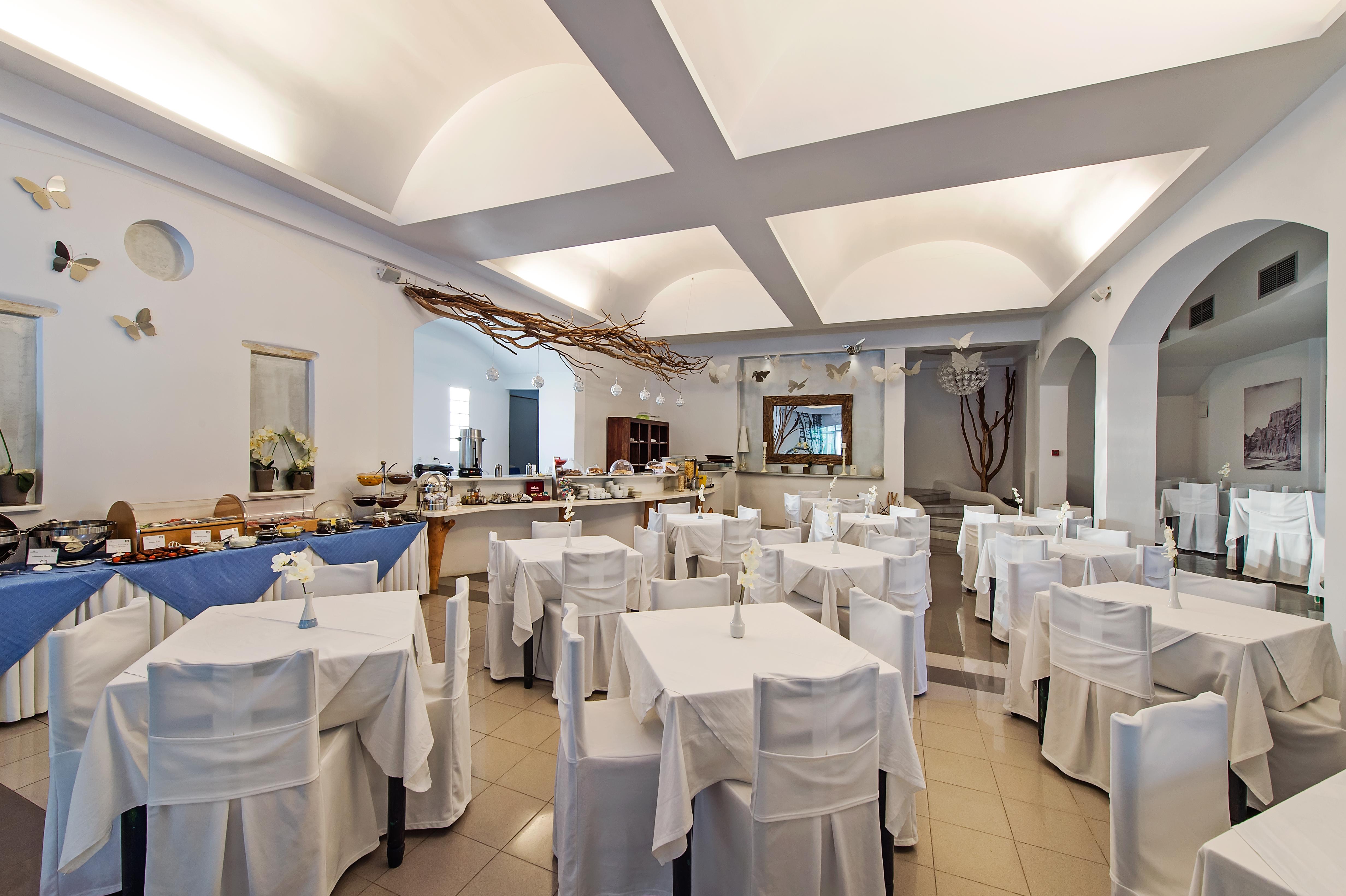 Hotel Meltemi Village 4*