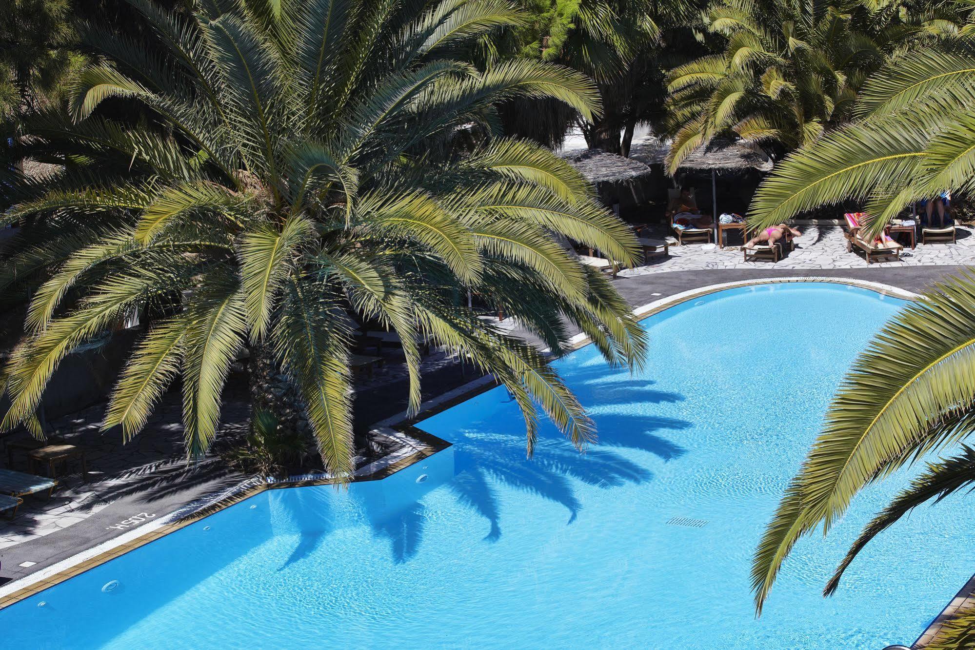 Hotel Meltemi Village Períssa